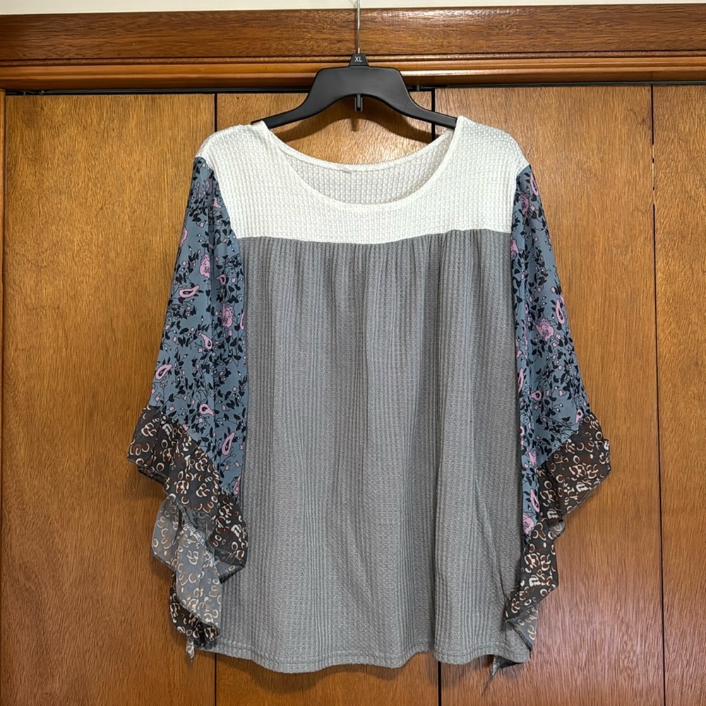 ⭐️CASURESS Womens Floral Printed 3/4 Sleeve Shirt Batwing Loose Top.  Size XXL